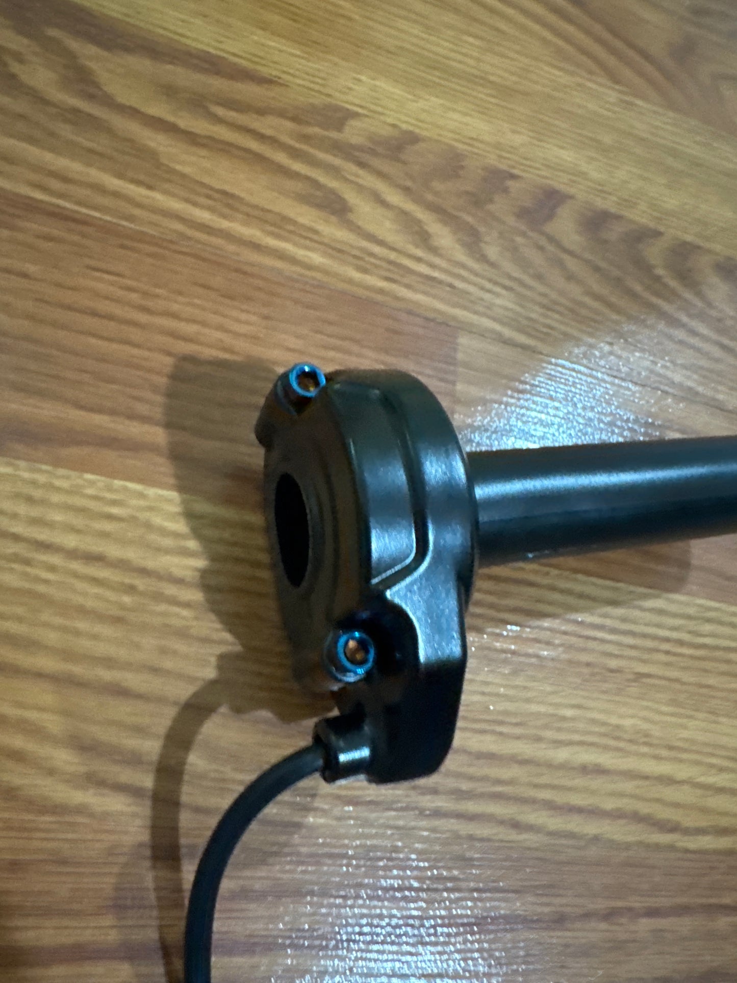 Surron throttle titanium bolts￼