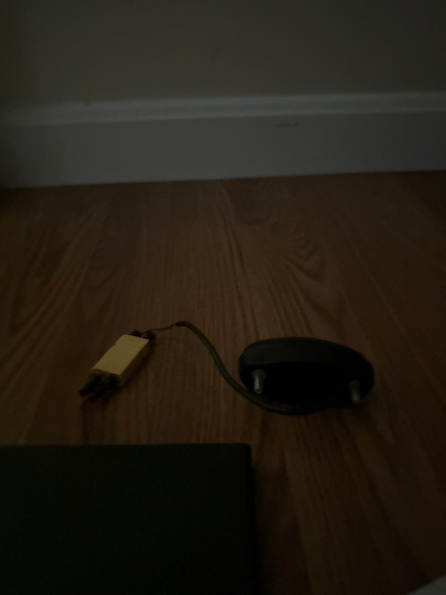 Battery pack rock light