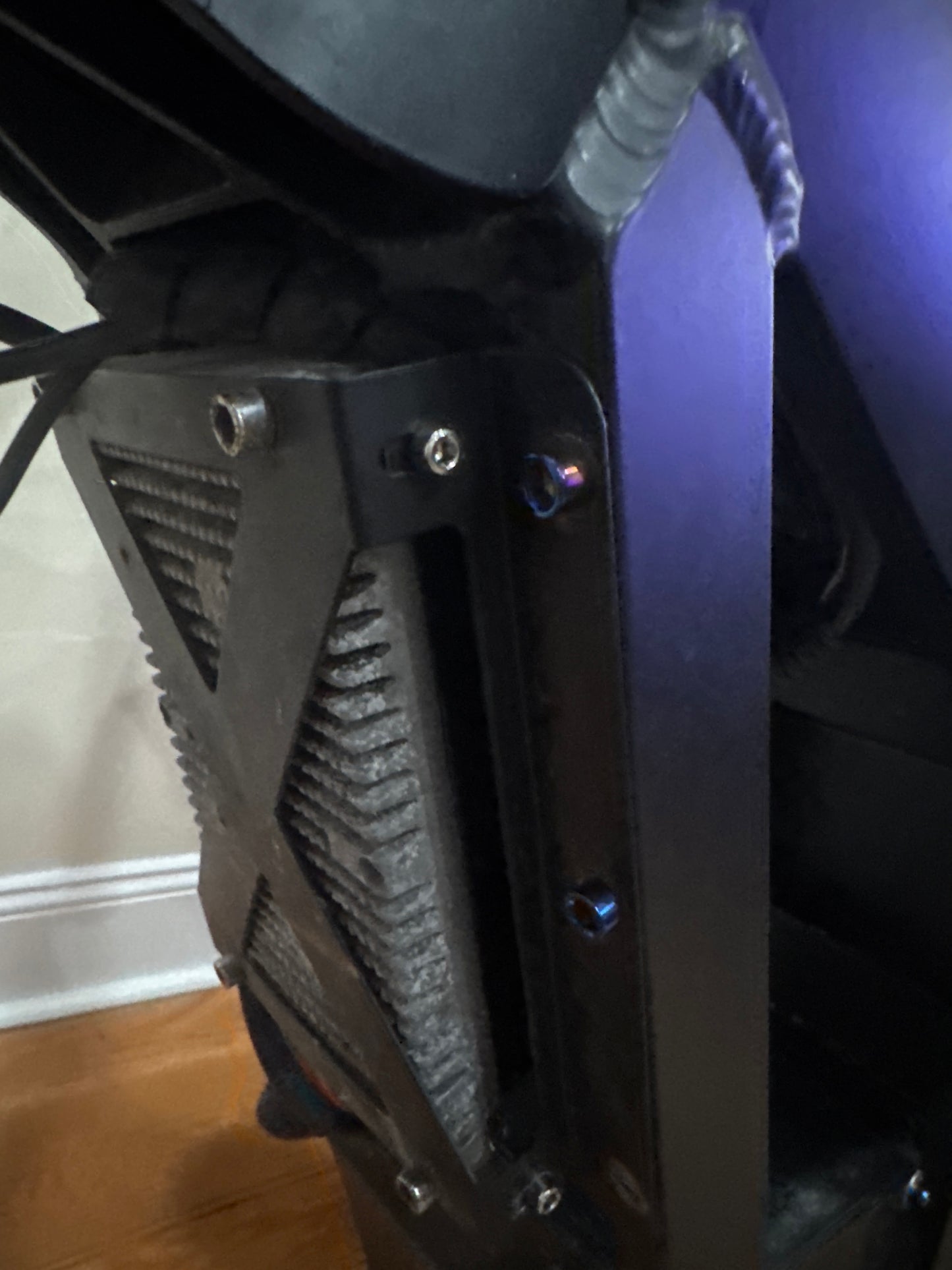Controller titanium for Tuttio